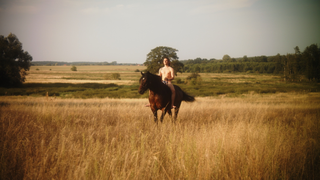 TSOE_Luca_auf_Pferd_1